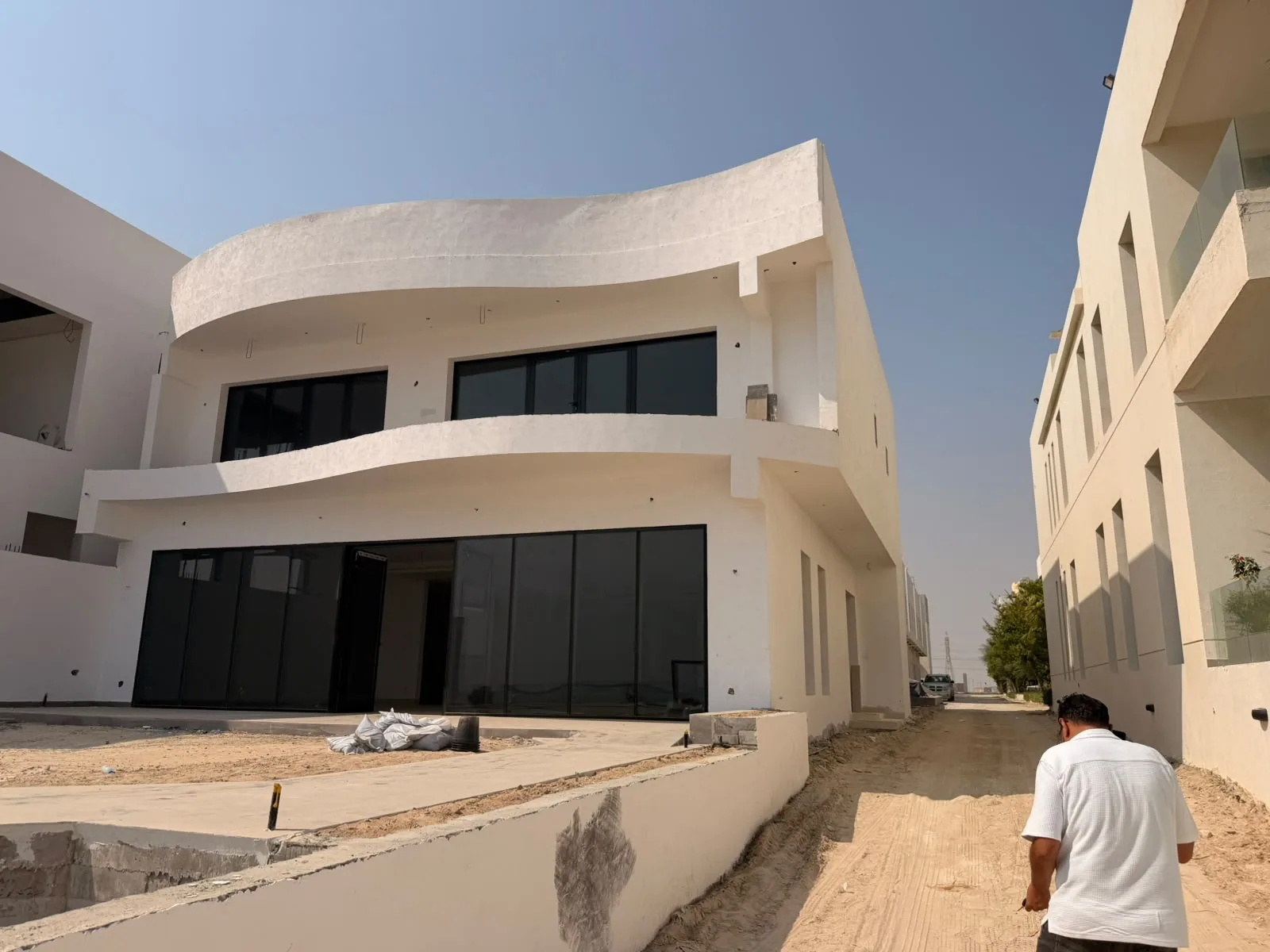 مشاريع قيد الإنشاء - 4